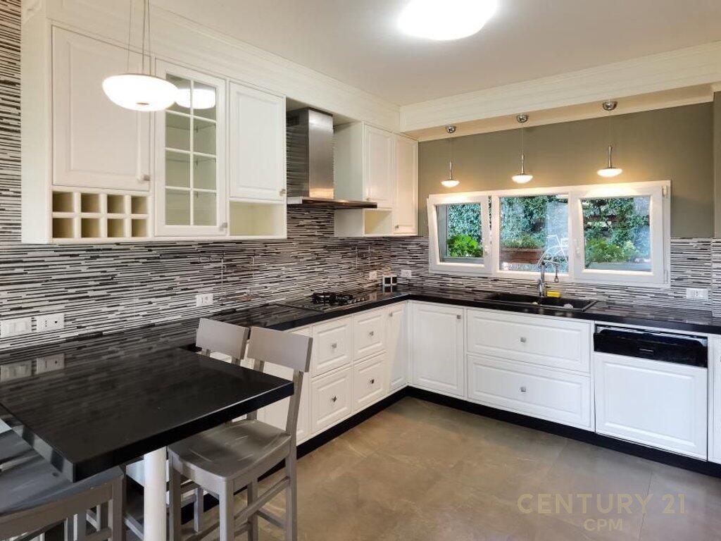 🏡 Luxurious Villa for Rent in Long Hill – One of the Most Exclusive Residences!