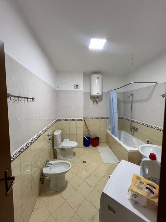 📍 Super appartamento 2+1 in affitto nella zona di Vollga, Durazzo – con vista mare 🌊