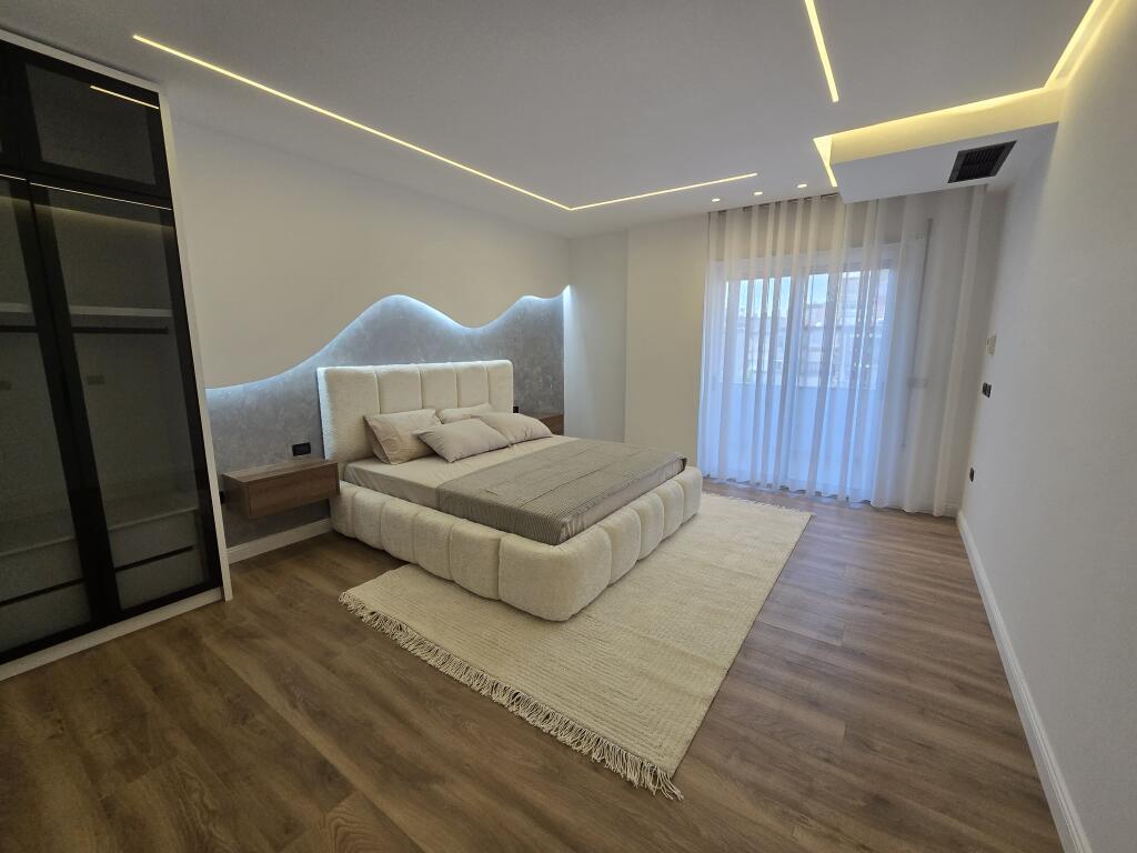APPARTAMENTO DI LUSSO 2+1+2 IN VENDITA –Via Kosovareve