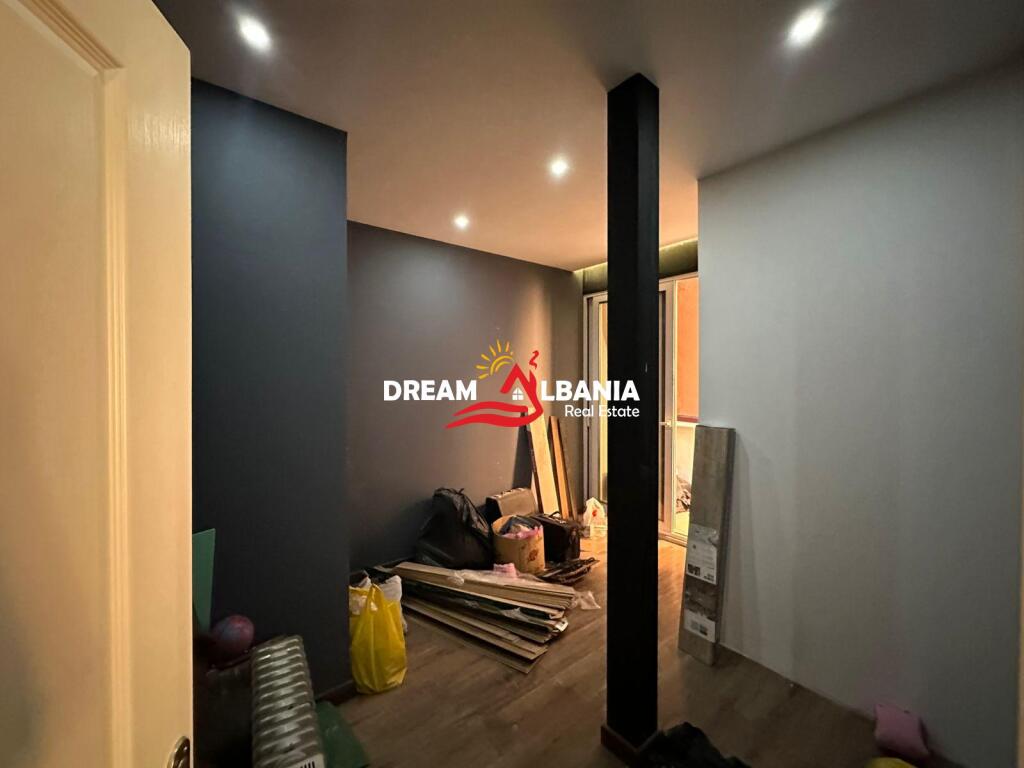 Apartament 3+1+2+verande ne shitje tek Tirana Golden Park prane Amerikan 3 (ID 4131464)