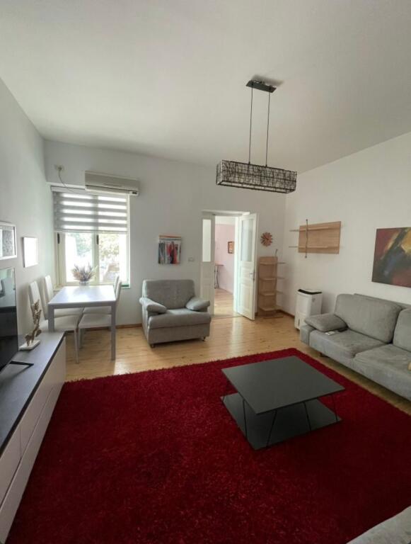 Apartment for rent 1+1+parking  🏠Private house  📍 Myslym Shyri, Besim Mema Street 💶 Price 600 euro