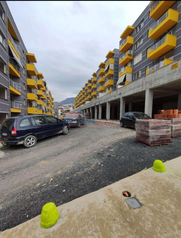 Apartamente 1+1 ne Shitje Shkoze Tirane