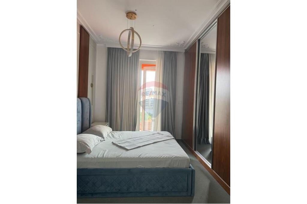 Apartament 3+1+2 me qira Zogu I Zi.