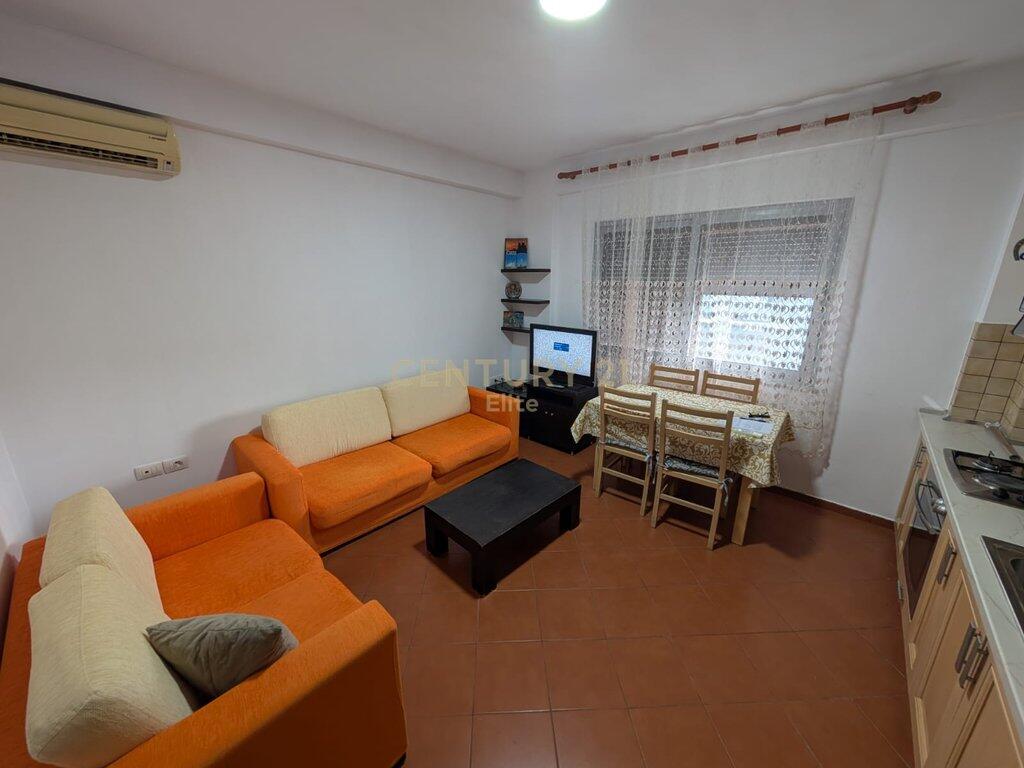 Affittasi appartamento 1+1 presso l'ex Esposizione 550 € /Mese