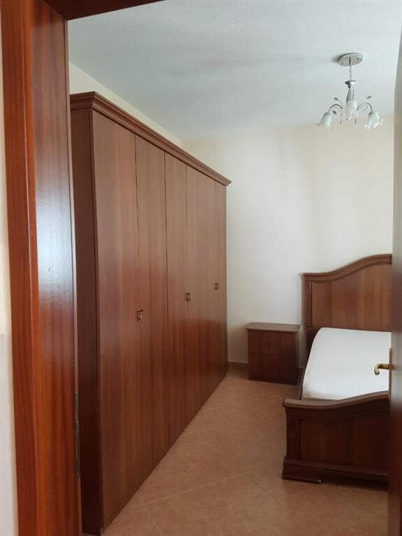 Affittasi Appartamento 1+1 + Annesso – Kullat Jeshile, Ish-Ekspozita