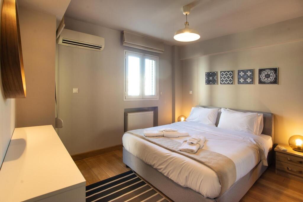 Apartment For Rent 2+1+2 Near Komuna e Parisit (ID B2201428) Tirane