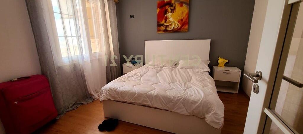 Apartament me qera , 1+1 në qendër të Tiranës