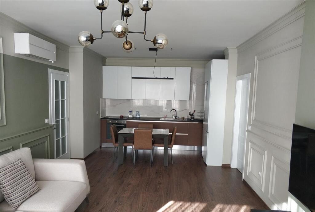 apartament 2+1 me qira ne qender