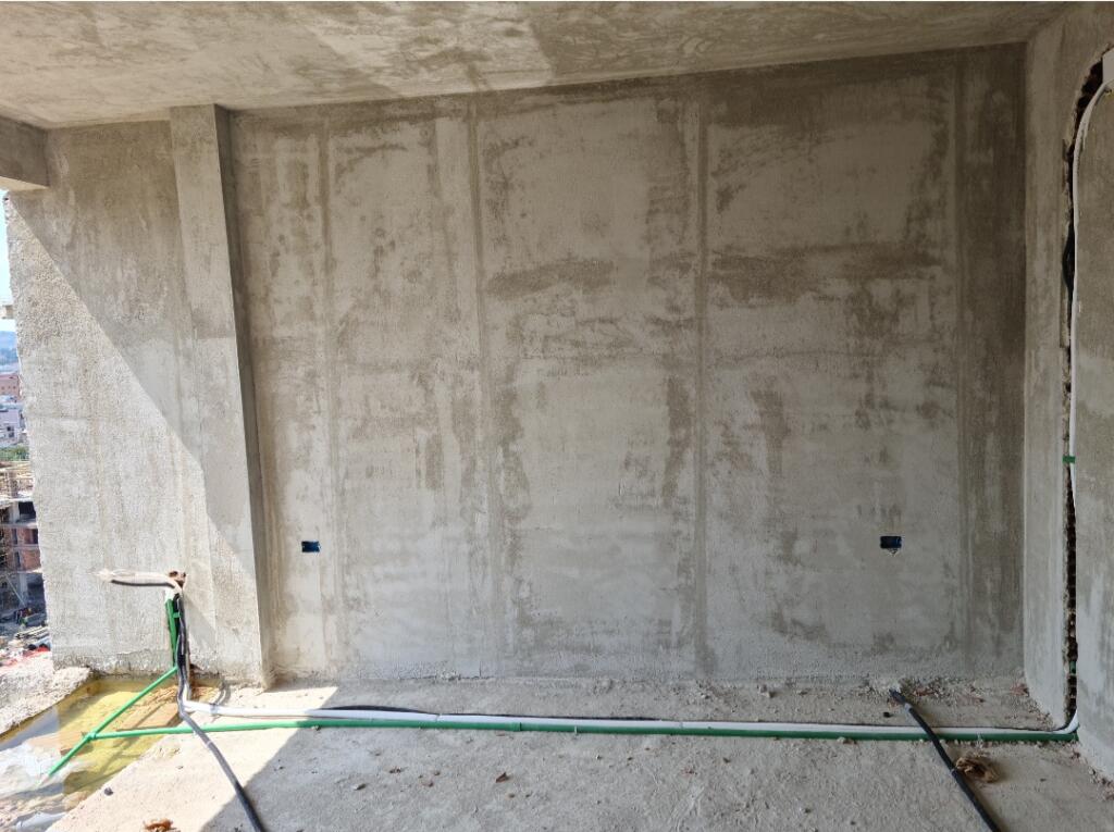 Studio apartment for sale in Porcelan