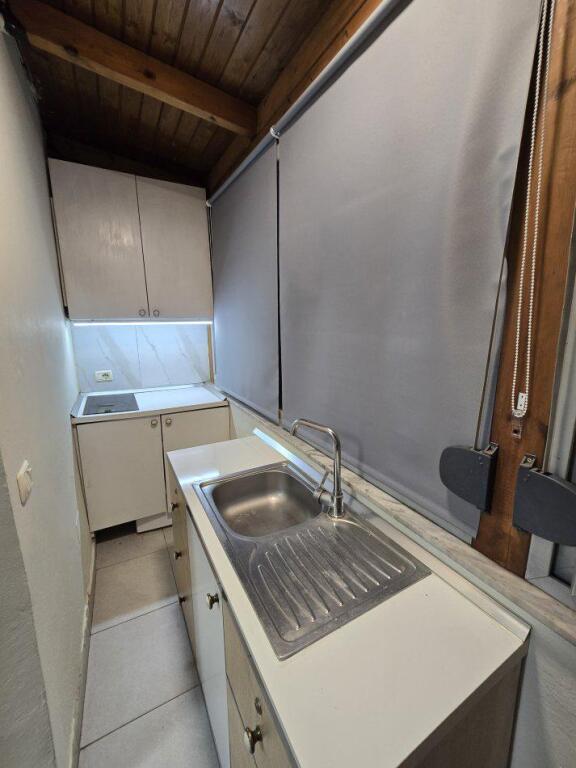 Qera, Apartament 1+1, Mine Peza 480 euro/muaj