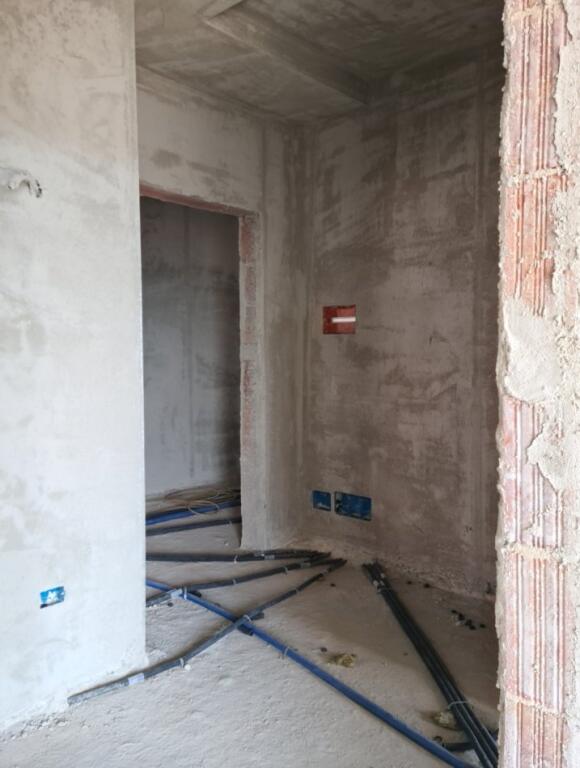 Studio apartment for sale in Porcelan