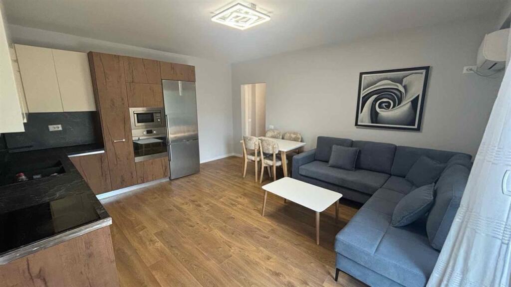 Super Appartamento in affitto a 5 Maji/Concord Center (45.000 leke)