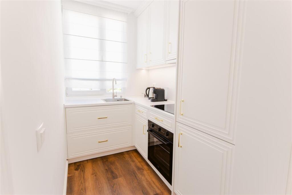 Super 1+1 apartment for rent at Vila L, Astir
