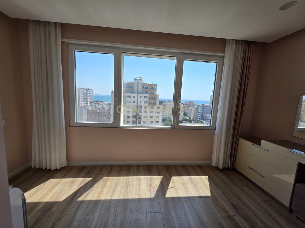 Super Apartament 3+1 në Vollga, Durres