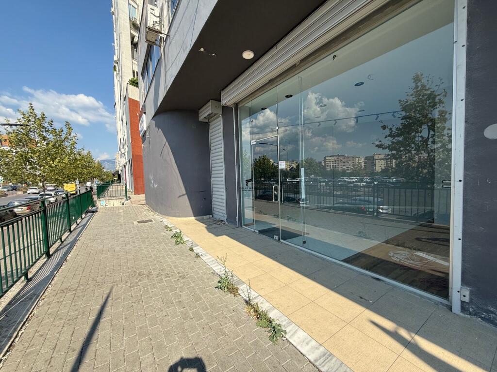 NEGOZIO IN AFFITTO 100M2 YZBERISHT 1200 EURO