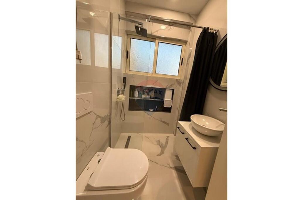 Apartament 2+1 Për Shitje Fresk !