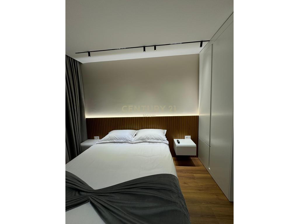 🌟 Apartament Luksoz 2+1 me Pamje nga Kopshti Zoologjik dhe Liqeni Artificial 🌟