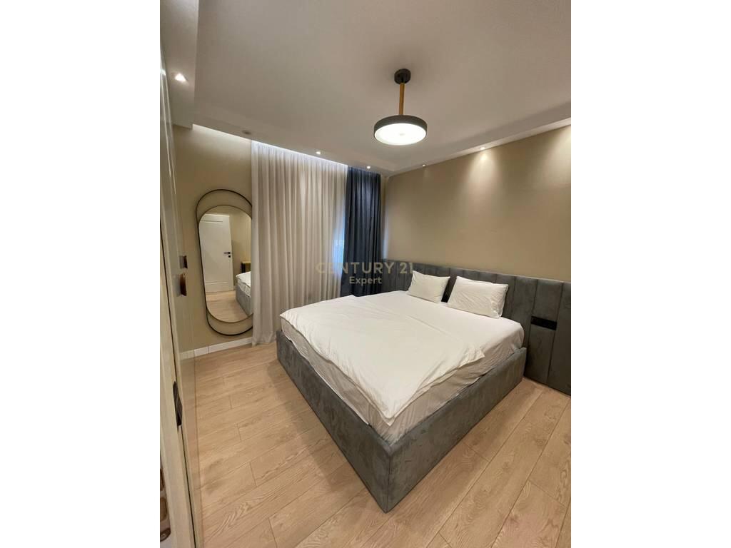 🏡 2-Bedroom Apartment for Rent – Rruga e Kosovarëve, Tirana