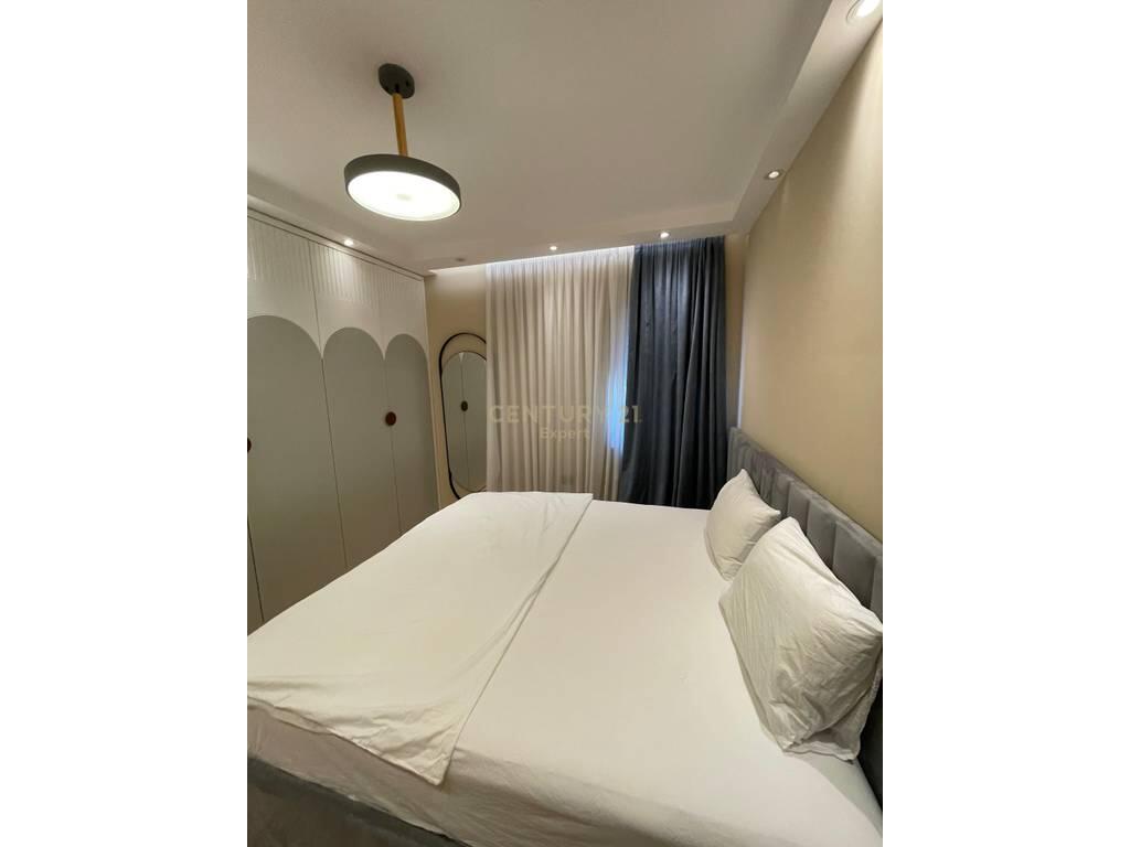 🏡 2-Bedroom Apartment for Rent – Rruga e Kosovarëve, Tirana