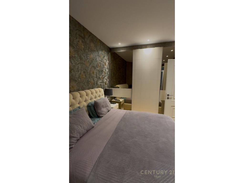 Apartament modern per shitje te Kopshti Botanik.