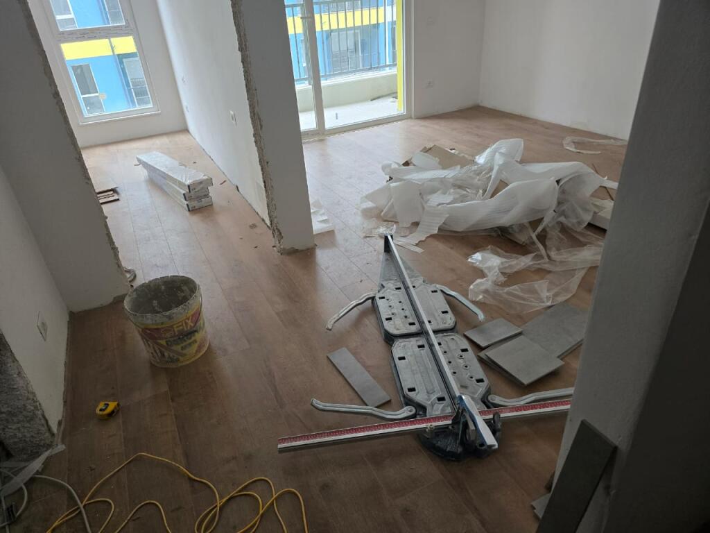 🏡Apartament 1+1 me Post Parkimi në Shitje te Kompleksi Univers City!
