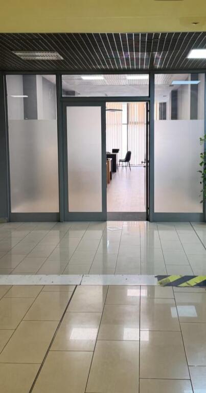 OFFICE FOR RENT 60 M2 KAVAJES STREET 700 EURO
