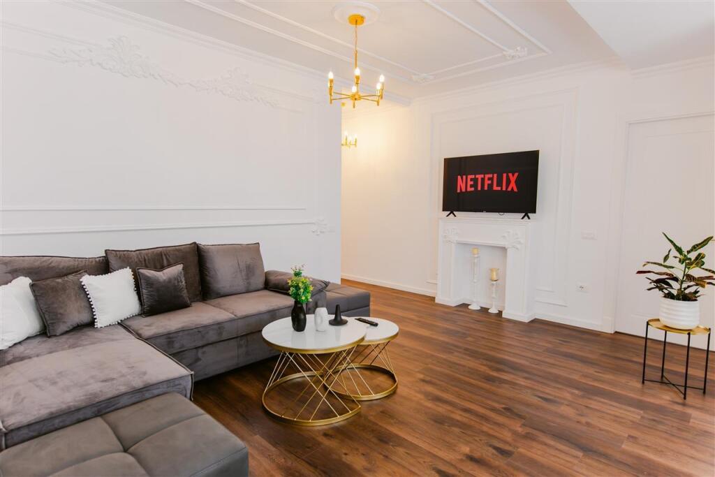 Super apartment 1+1 for rent in Asitr