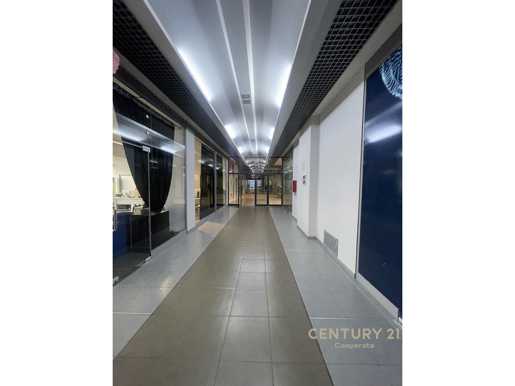 UFFICI IN AFFITTO – EX PROFARMA, VIA XHANFIZE KEKO