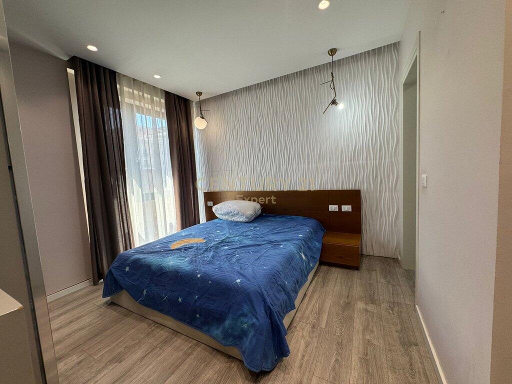 Jepet me qira Apartament 2+1+2 + Post Parkimi – Rruga e Elbasanit