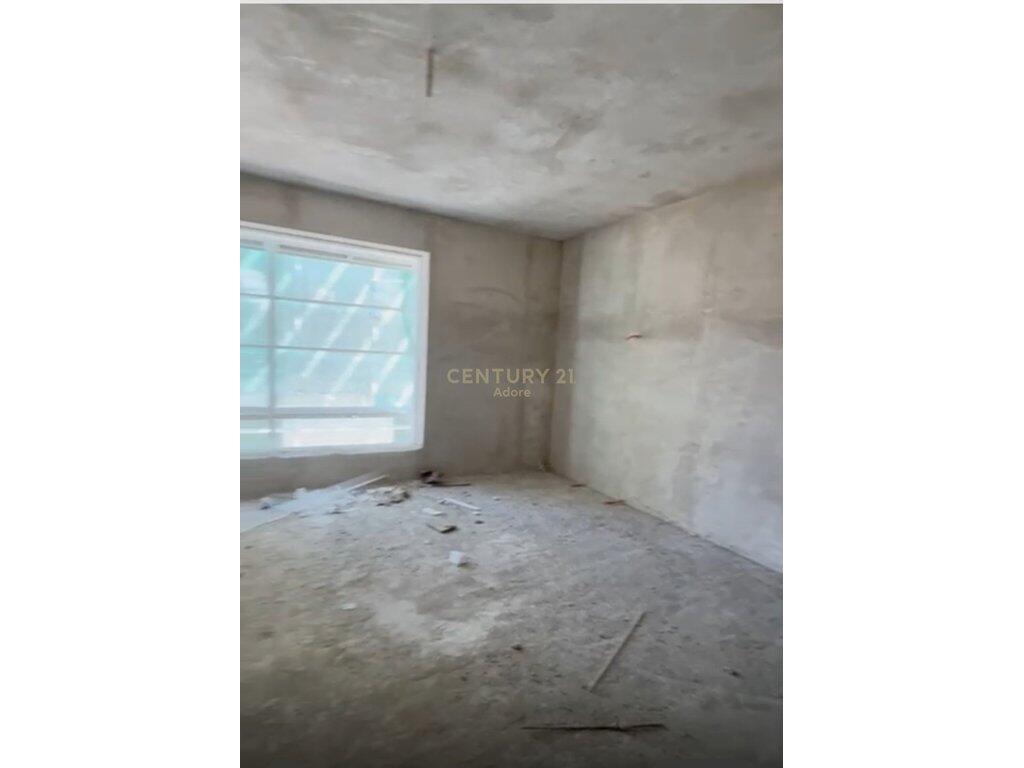 🏢 Apartment for Sale – “Splendor” Complex, Kokonoze Street, Porcelan
