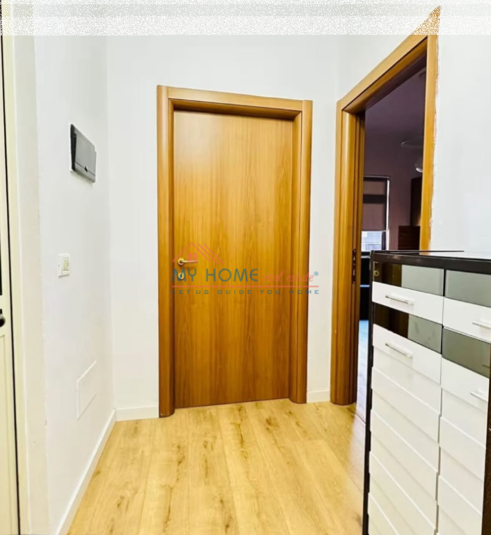 Apartament 1+1 me qera ne Qender Tirane