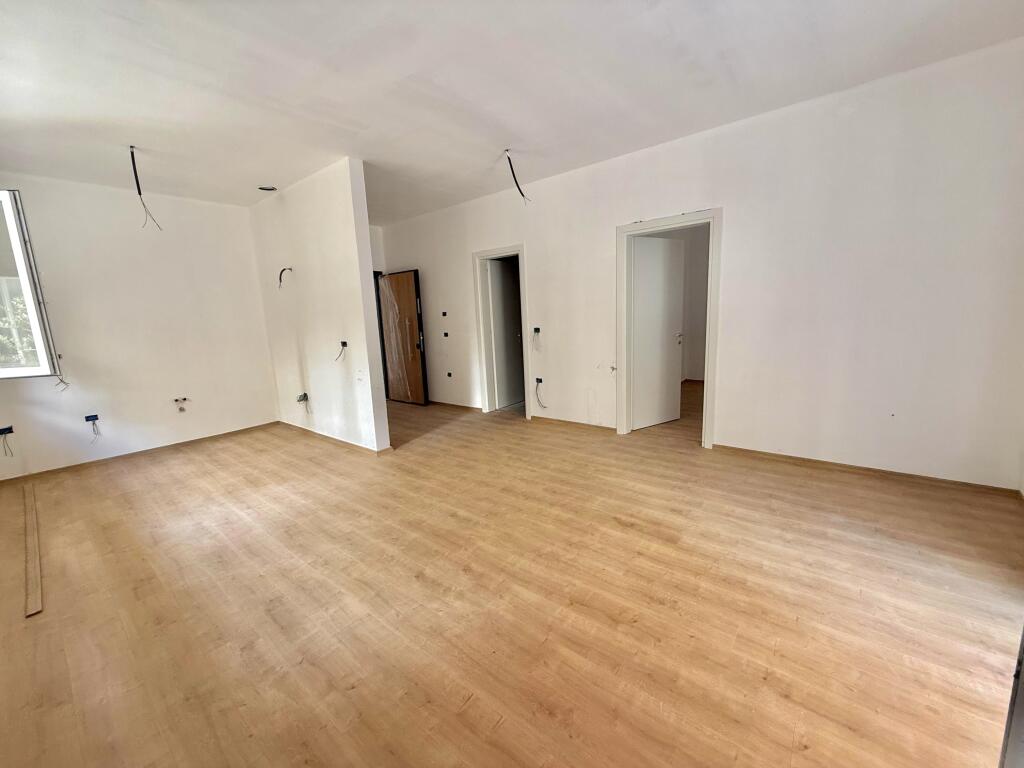 FOR SALE 1+1+53M2 VERANDA AT KODRA E DIELLIT (ELEONOR)