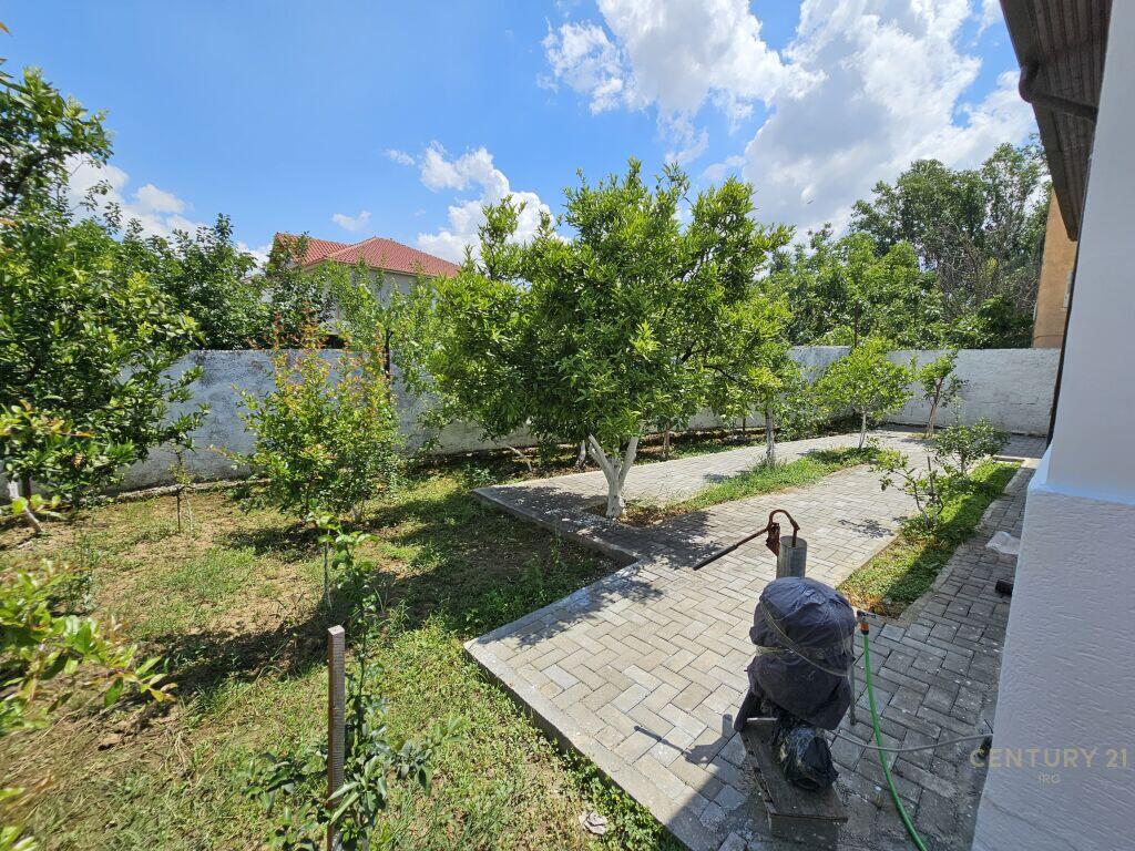 Shtëpi 2+1 (684 m² ) ne Shitje tek Casa Italia