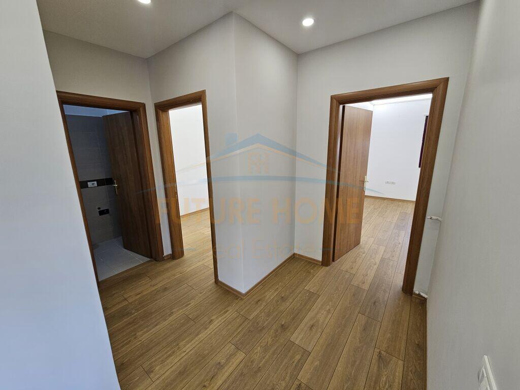 Vendesi in vendita appartamento 2+1+2 Scuola Partizani