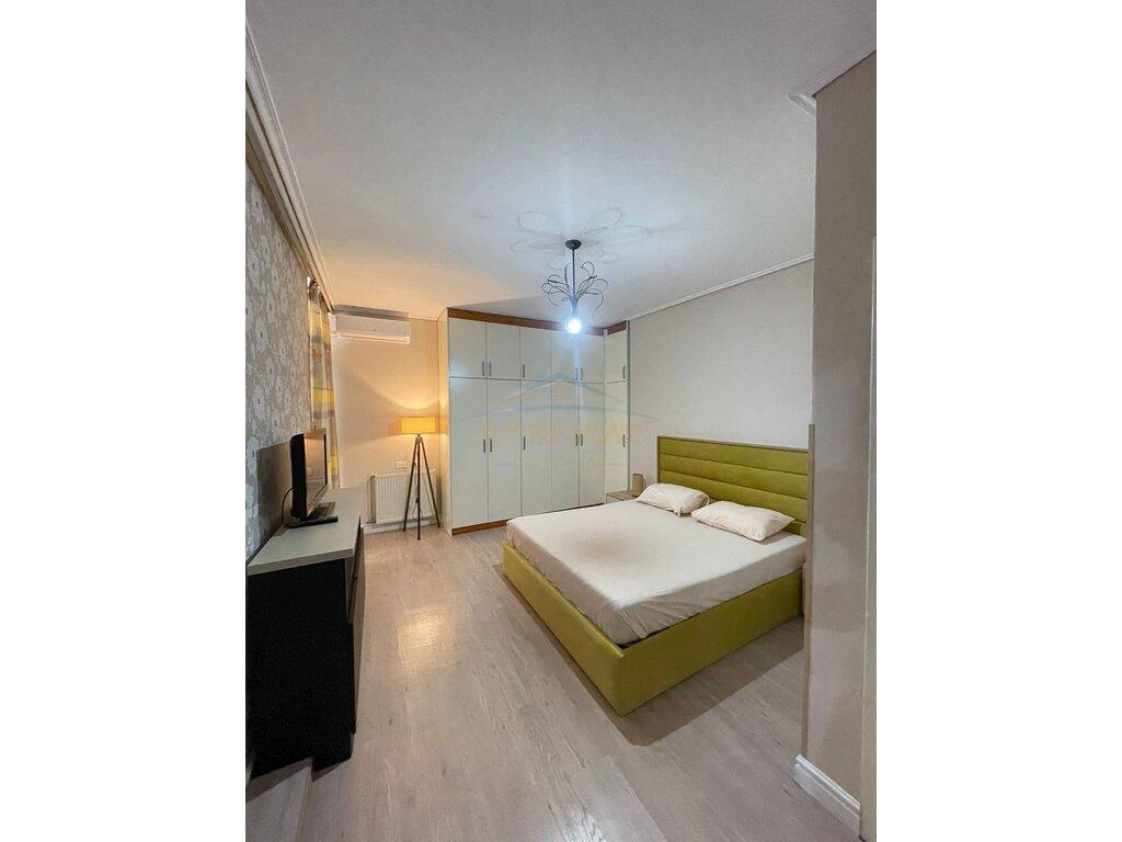 Qera, Apartament 2+1+2, Kika 1, Komuna e Parisit, Tiranë