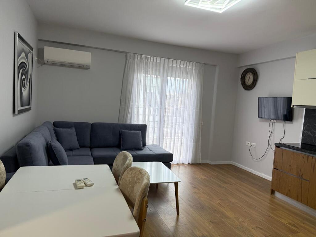 Apartament 1+1 me qera, 5 Maji