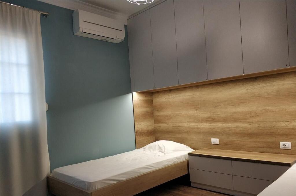 apartament 2+1 me qira ne qender