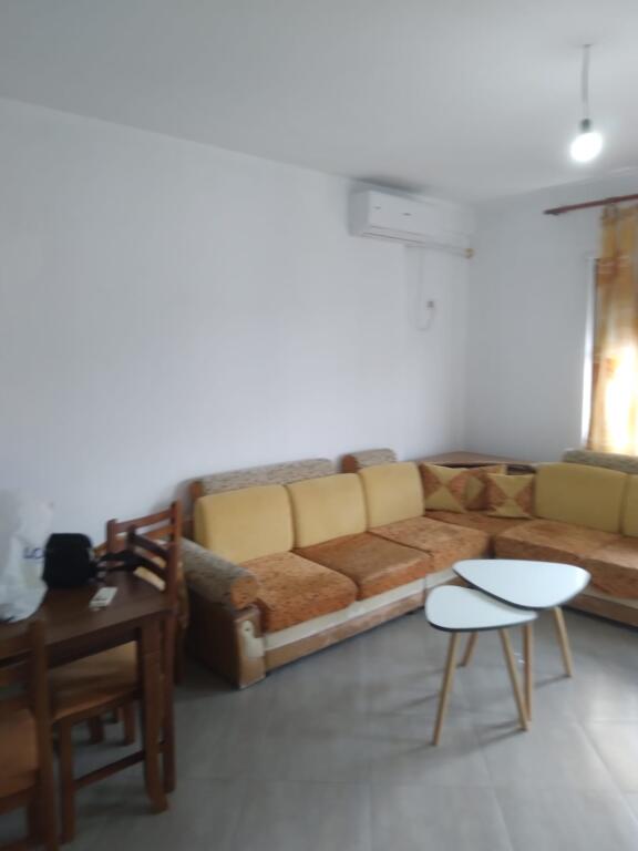 1+1,furnished,yzberisht,350 euro
