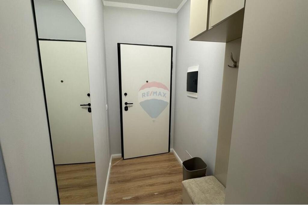 Apartment 2+1+2 for Rent – Karl Gega Street, New Boulevard