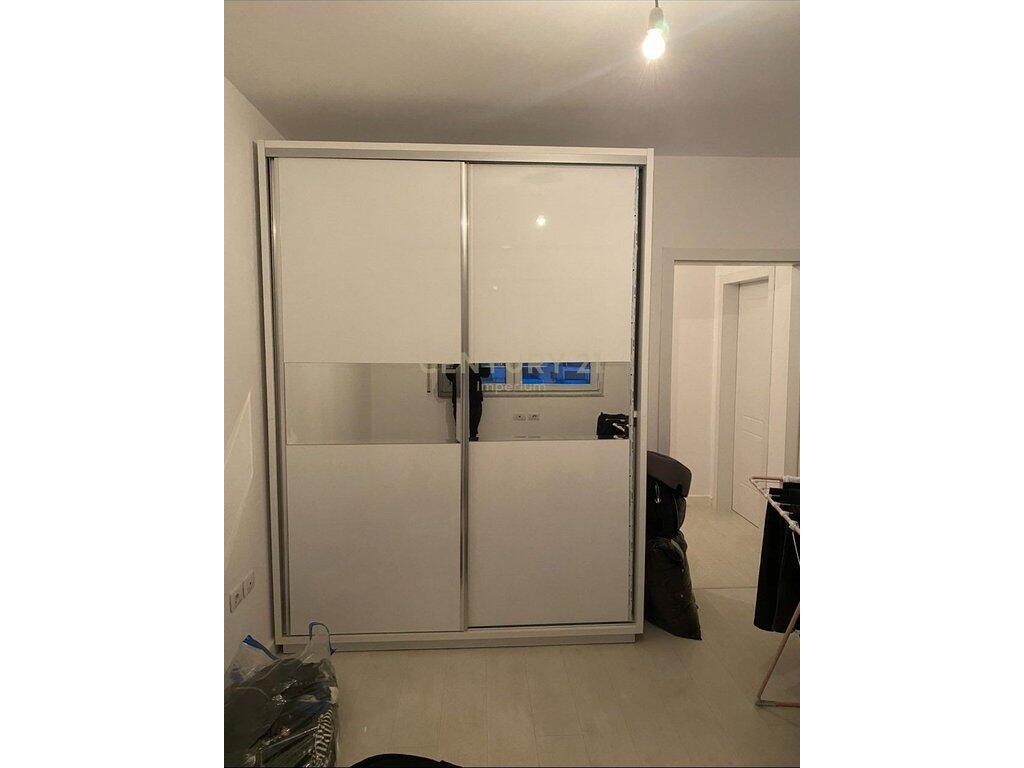 Shitet Apartament 2+1+2 në Astir!