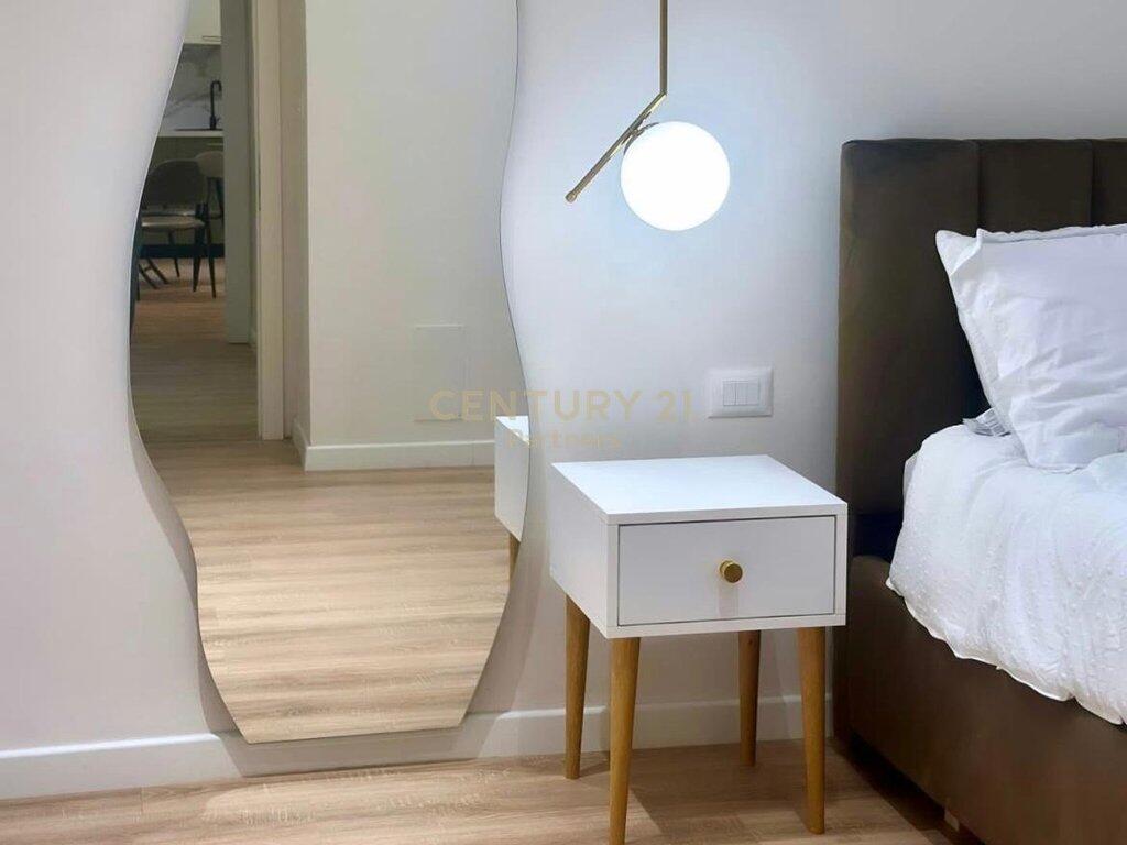 🏠 Shitet Apartament 2+1 – Zona pas Hotel Tiranës, pranë Hotel Opera