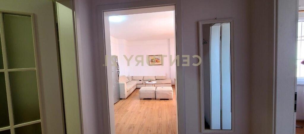 Apartament me qera , 1+1 në qendër të Tiranës