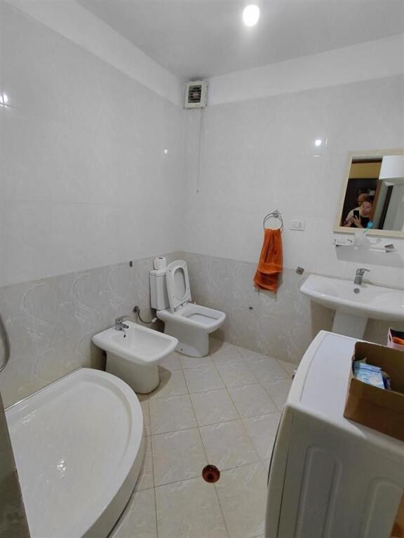 For rent 2+1 in Astir at the roundabout near Soho Bar