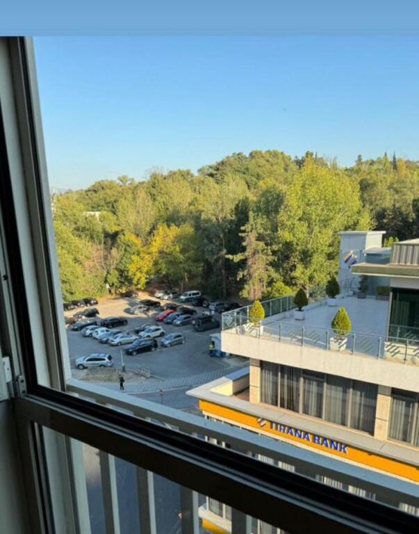 ZYRE ME QERA 131 M2 BLLOK 2.000 EURO