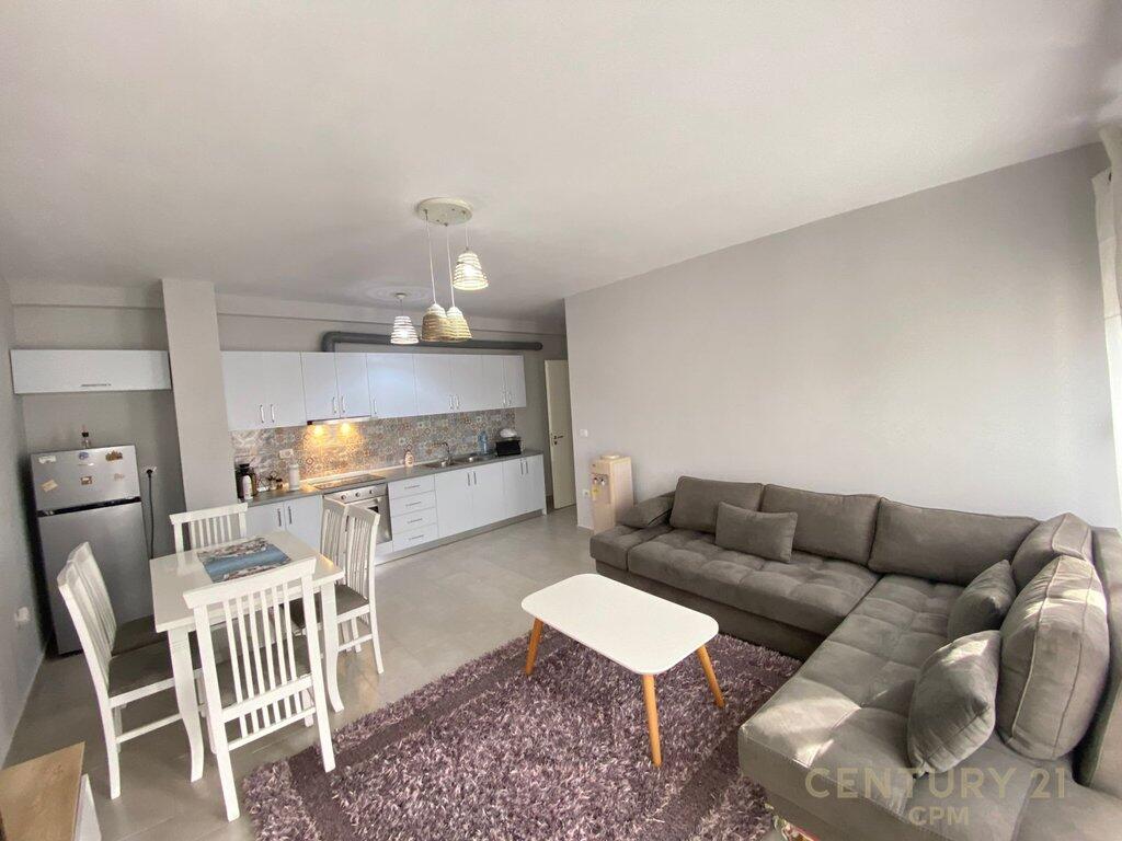 NE DON BOSKO JAPIM APARTAMENT 2+1 ME QIRA !