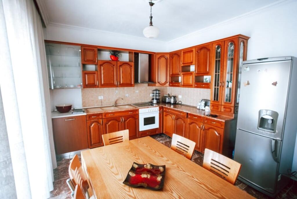 🏠JEPET ME QERA APARTAMENT 3+1 NE 5 MAJI, PRANE CONCORDIT