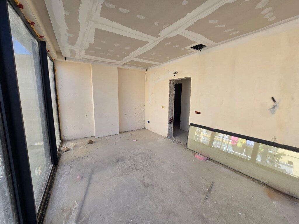 APARTAMENT 2+1+2 PER SHITJE PRANE 9 KATSHEVE.