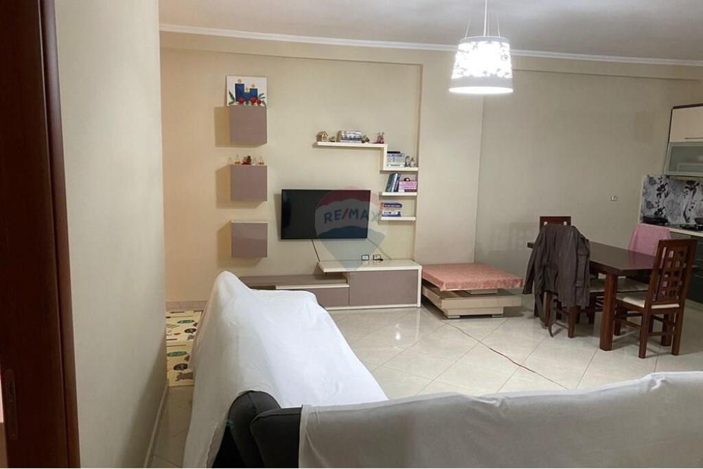 Apartament me qira 2+1+2 Fresku