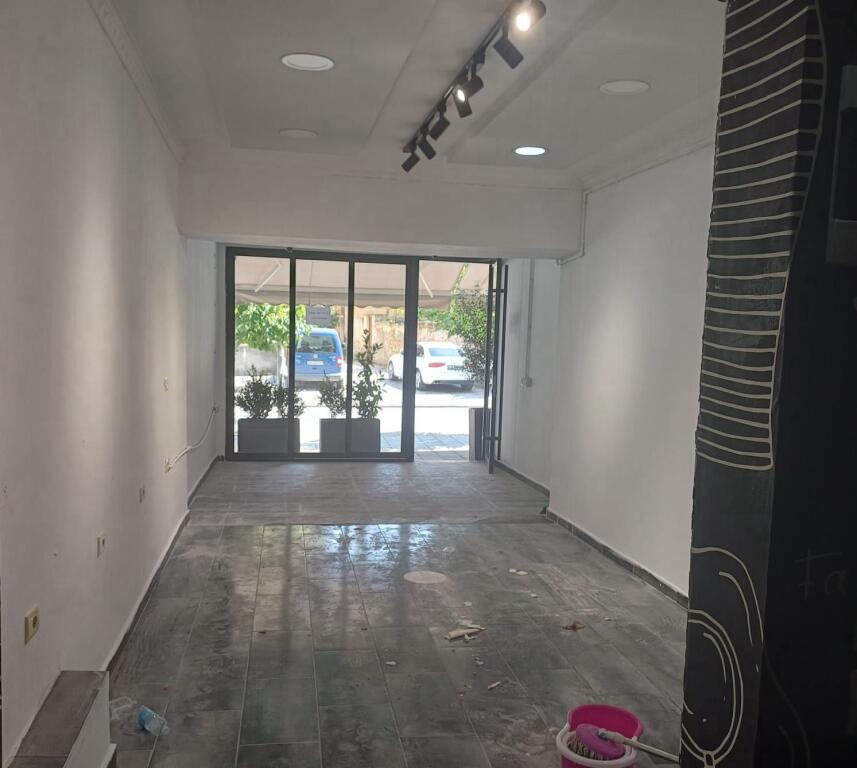 NEGOZIO IN AFFITTO 45M2 CITTÀ STUDENTI 500 EURO
