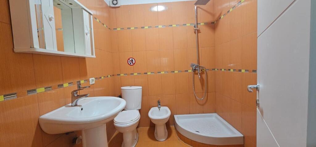 Apartament per qira 1+1 tek Myslym Shyri